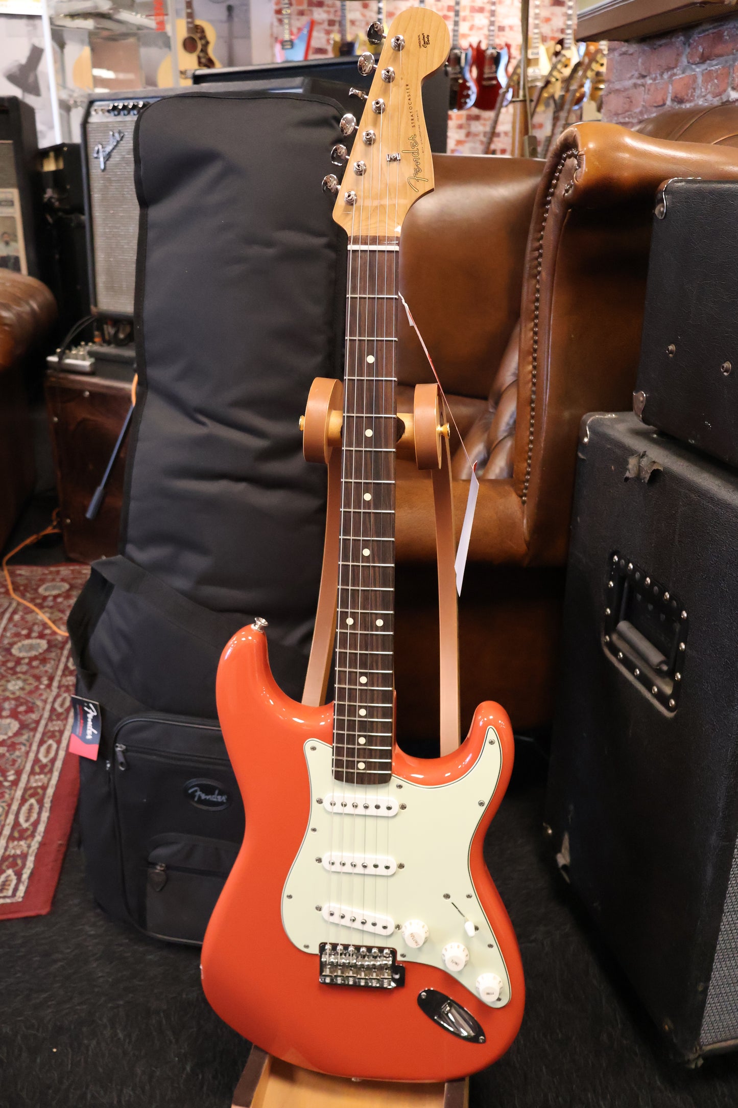Fender Limited Edition Vintera II '60s Stratocaster Fiesta Red (Used)