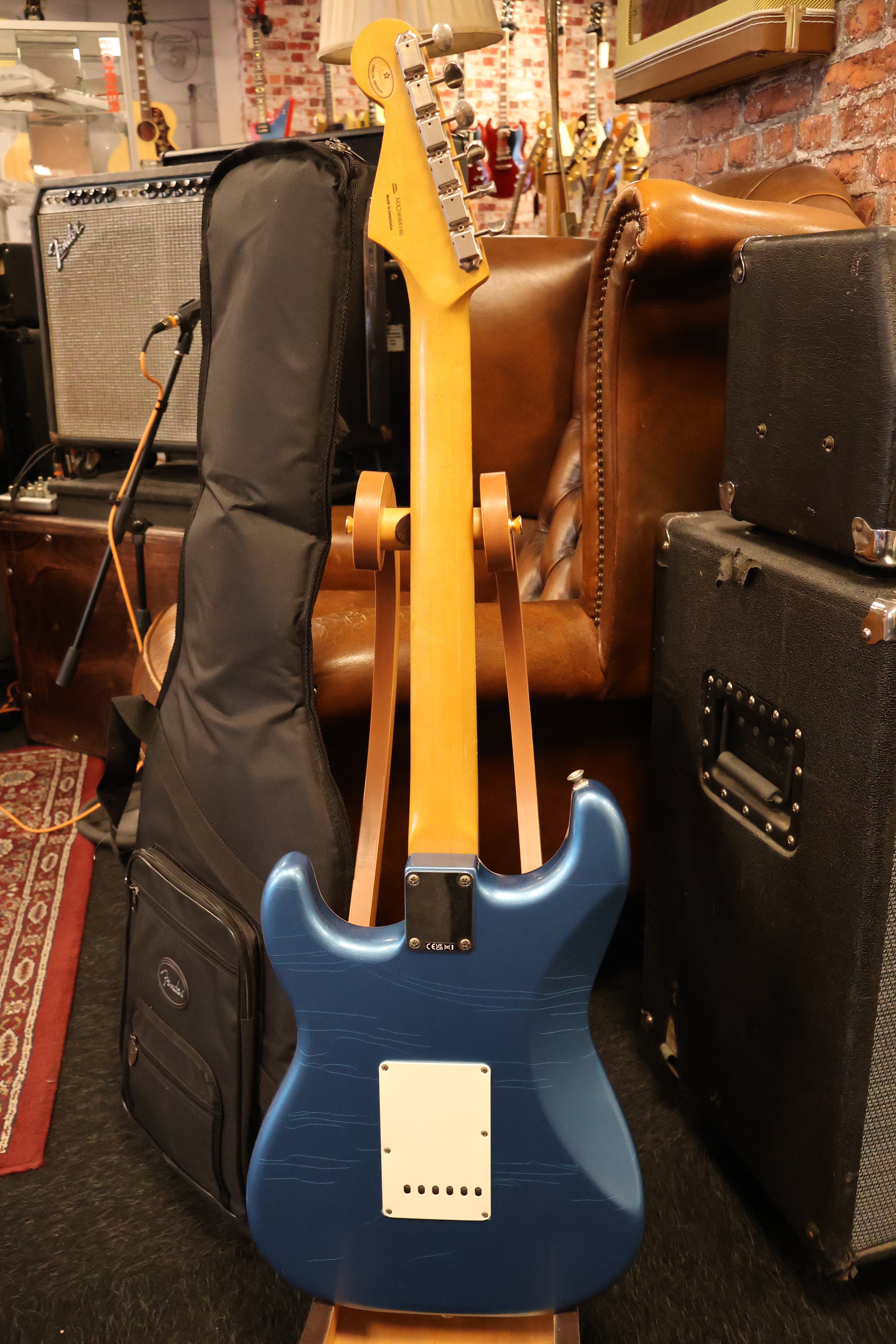 Fender LTD Road Worn '60s Stratocaster Lake Placid Blue (Used