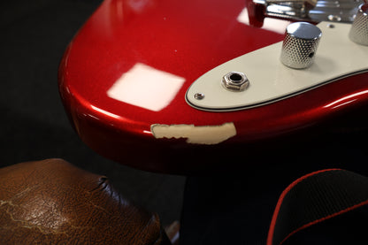 Squier Limited Edition Paranormal Rascal Bass HH Candy Apple Red (Used)