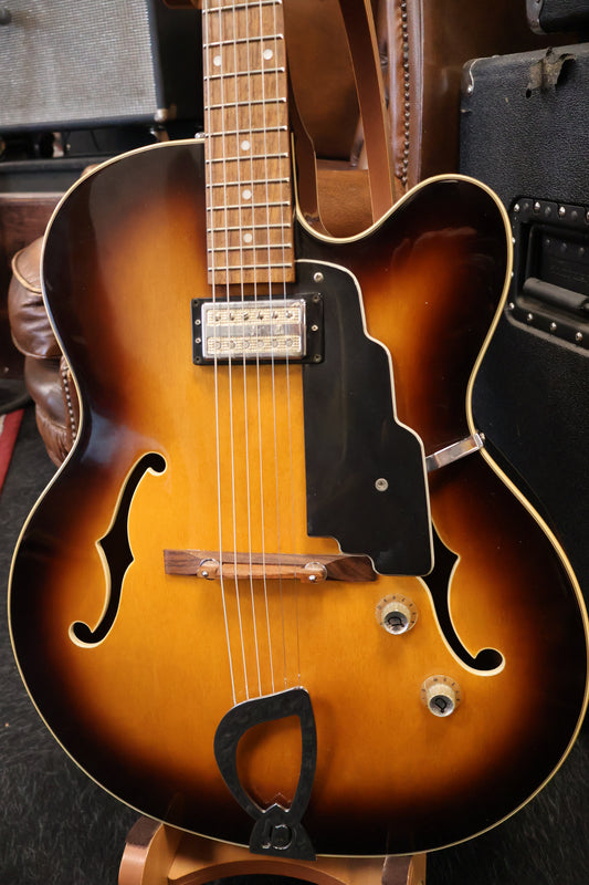 Dearmond by Guild X-135 Sunburst (Used)