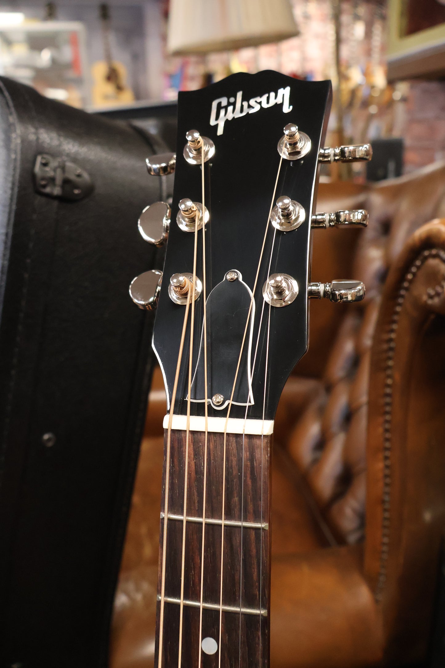 Gibson J-45 Standard Vintage Sunburst #122