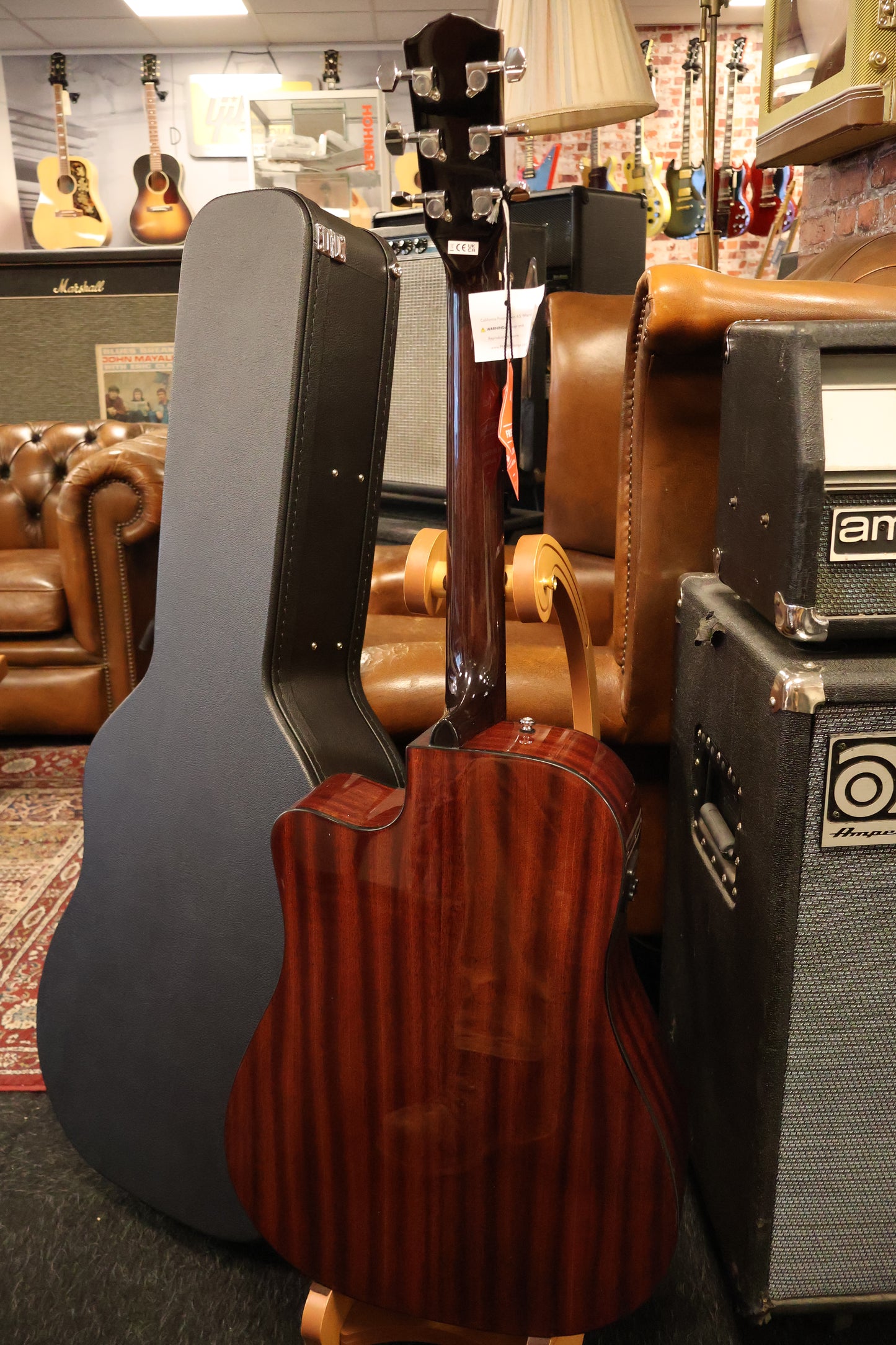 Fender CD-140SCE Dreadnought All-Mahogany w/Case (Used)