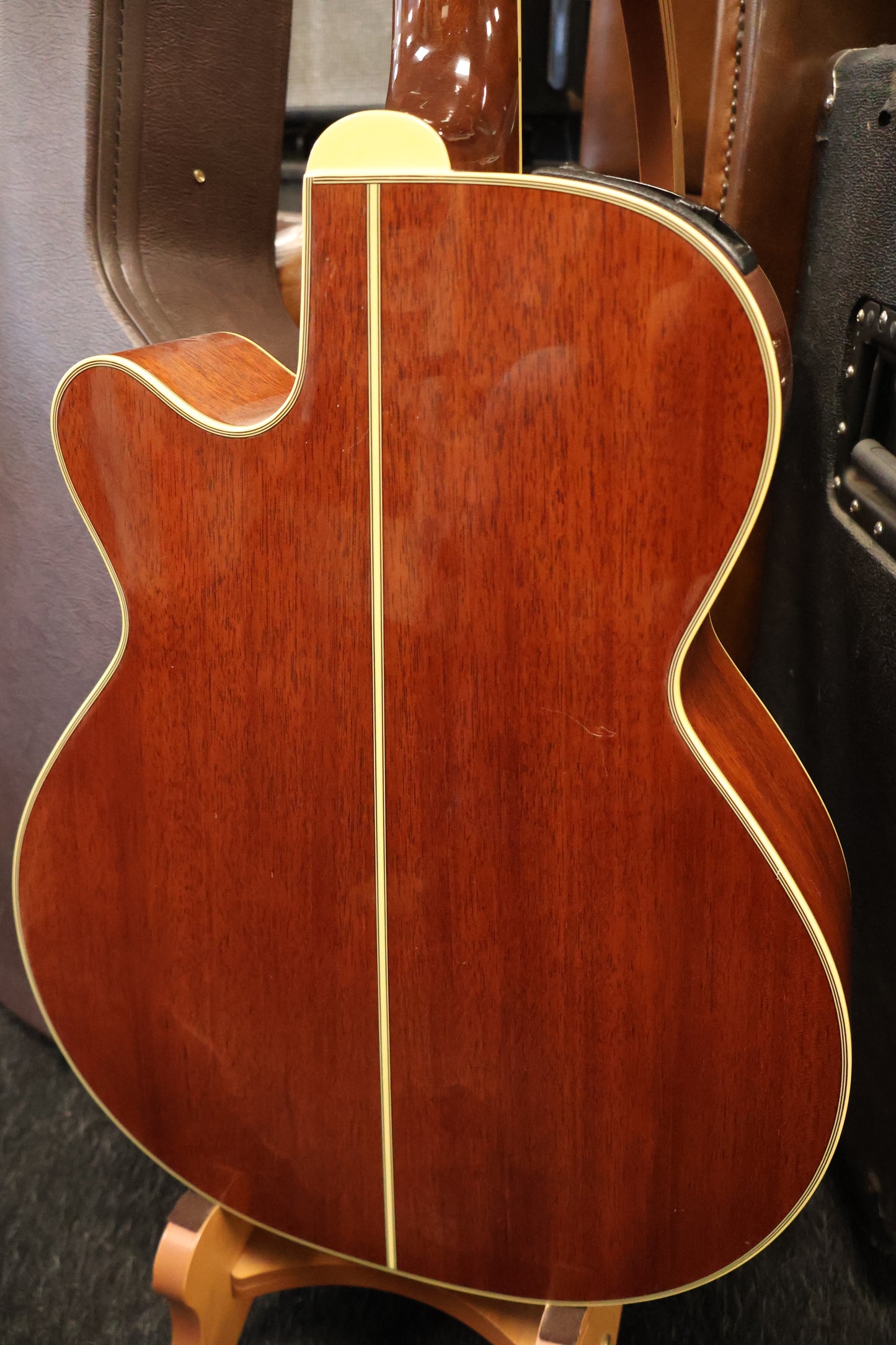 Takamine 1998 EF508C Grand Auditorium