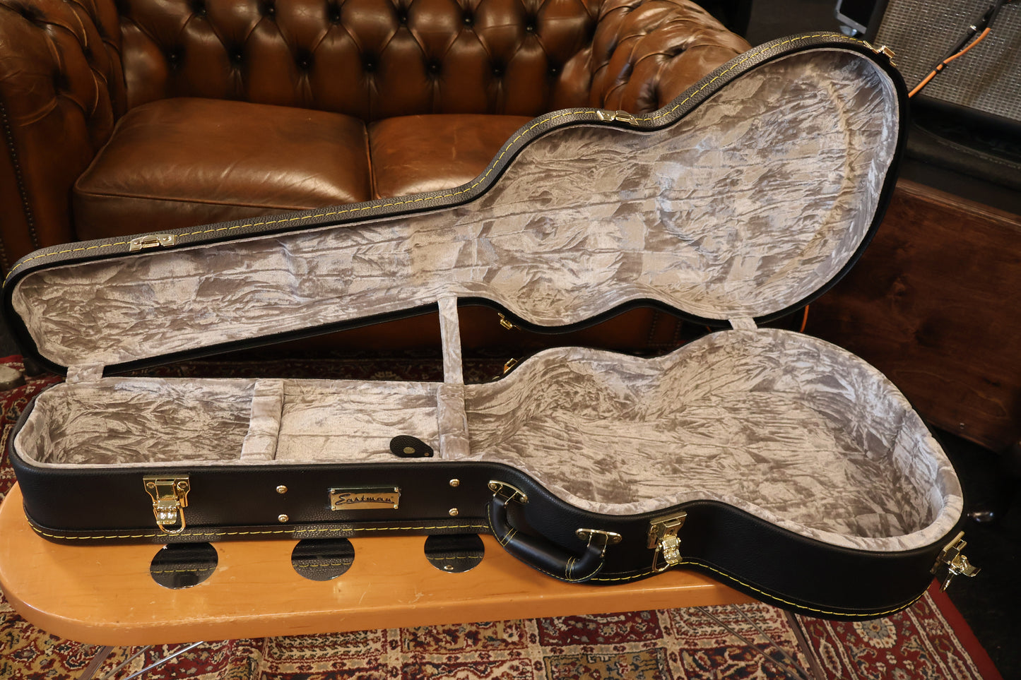Eastman OO Model Hardcase