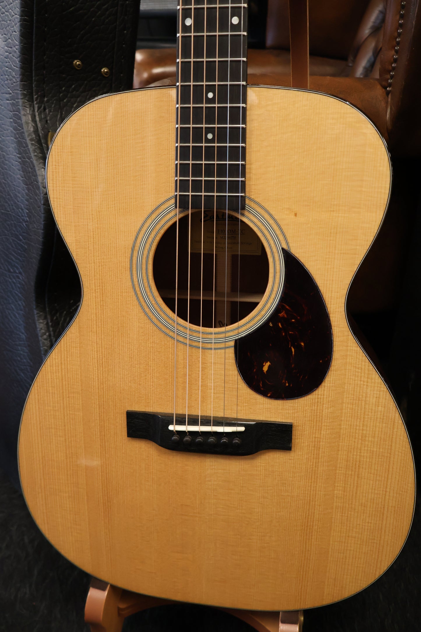 Eastman E10OM-TC Ochrestral Model Thermo Cured
