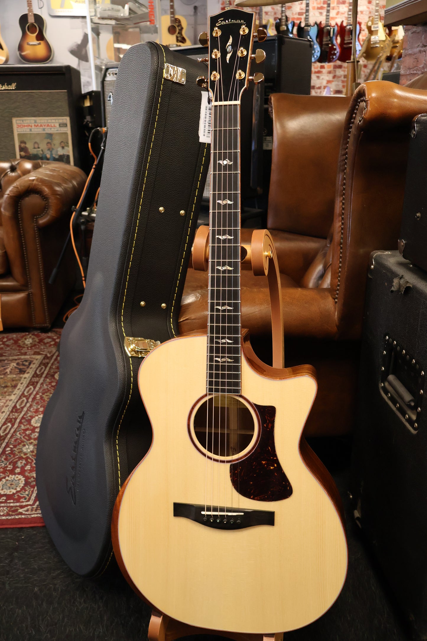 Eastman AC522-CE Grand Auditorium (B-Stock)