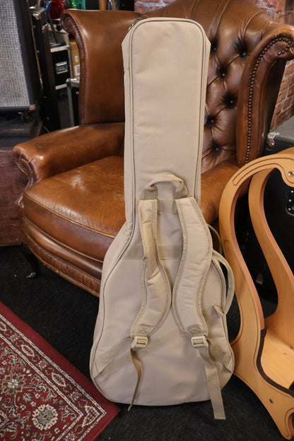 Eastman E3OME Deluxe Auditorium with Pickup (B-Stock)