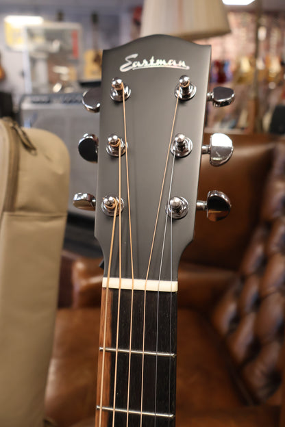 Eastman AC122-1CE Classic Grand Auditorium (B-Stock)