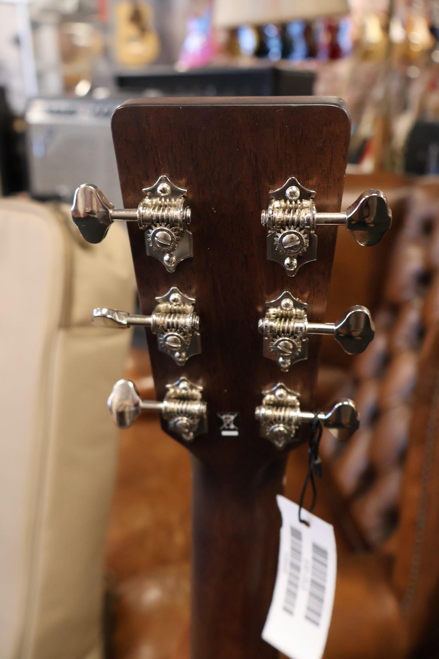 Eastman E3DE Deluxe Dreadnought with Electronics (B-Stock)