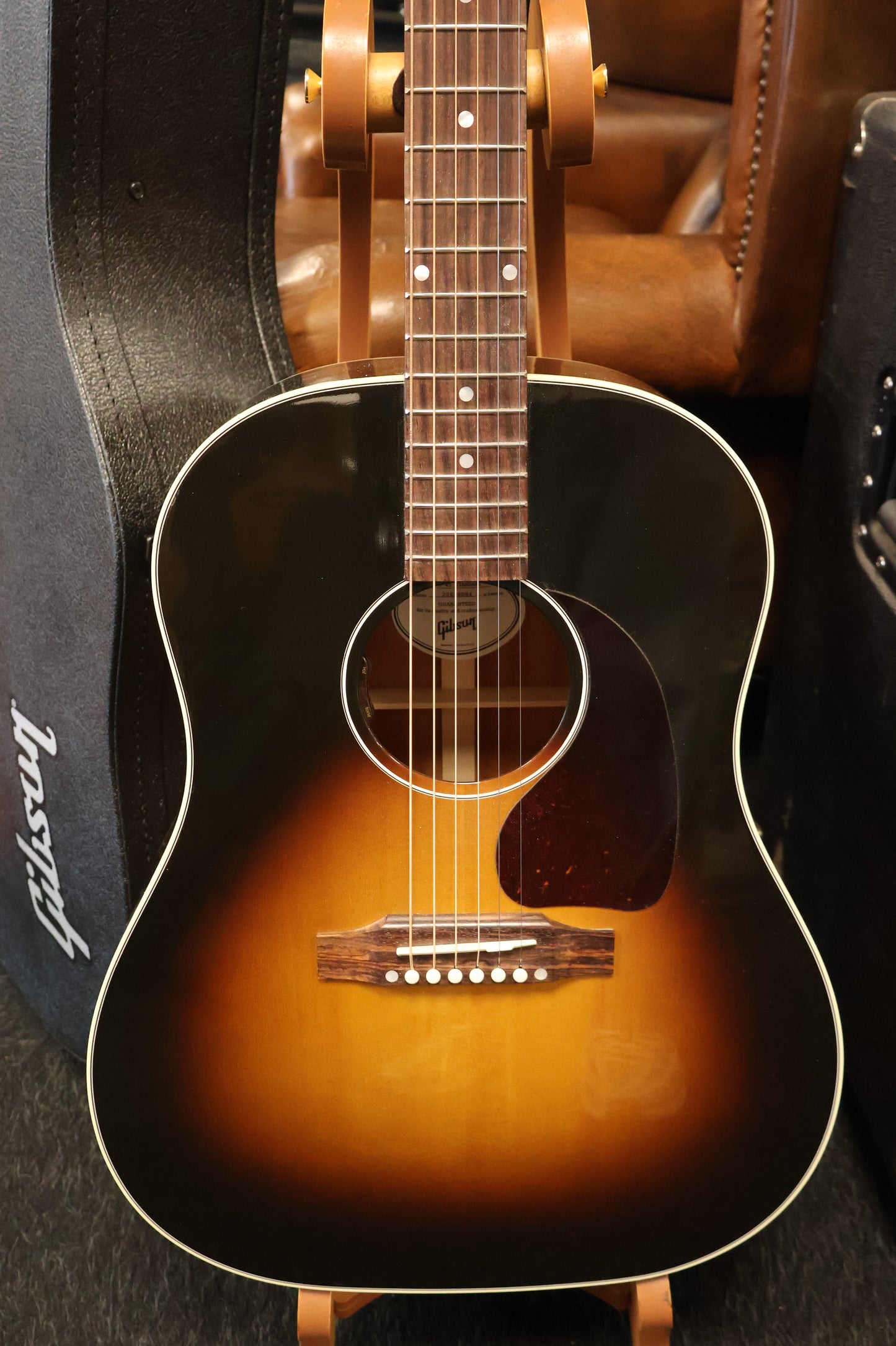 Gibson J-45 Standard Vintage Sunburst #141