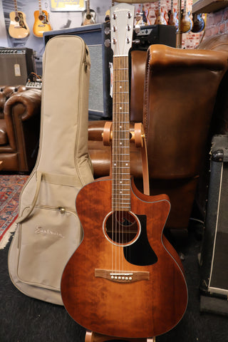 Eastman PCH1-GACE Classic Sapele GA solid top/satin cutaway