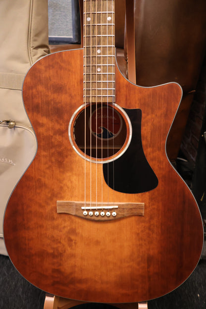 Eastman PCH1-GACE Classic Sapele GA solid top/satin cutaway
