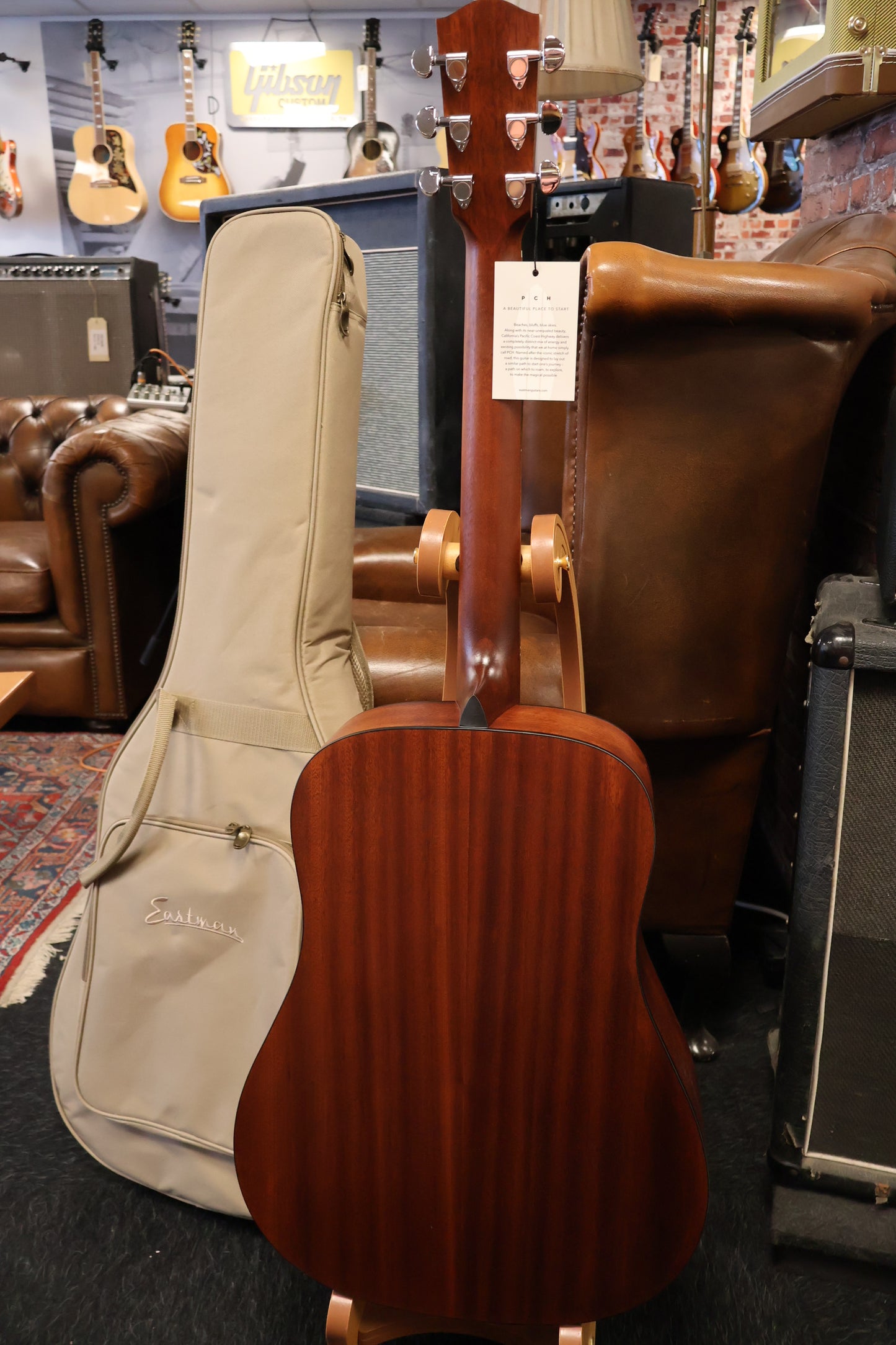 Eastman PCH1-D-CLA Sapele Dreadnought Classic Finish