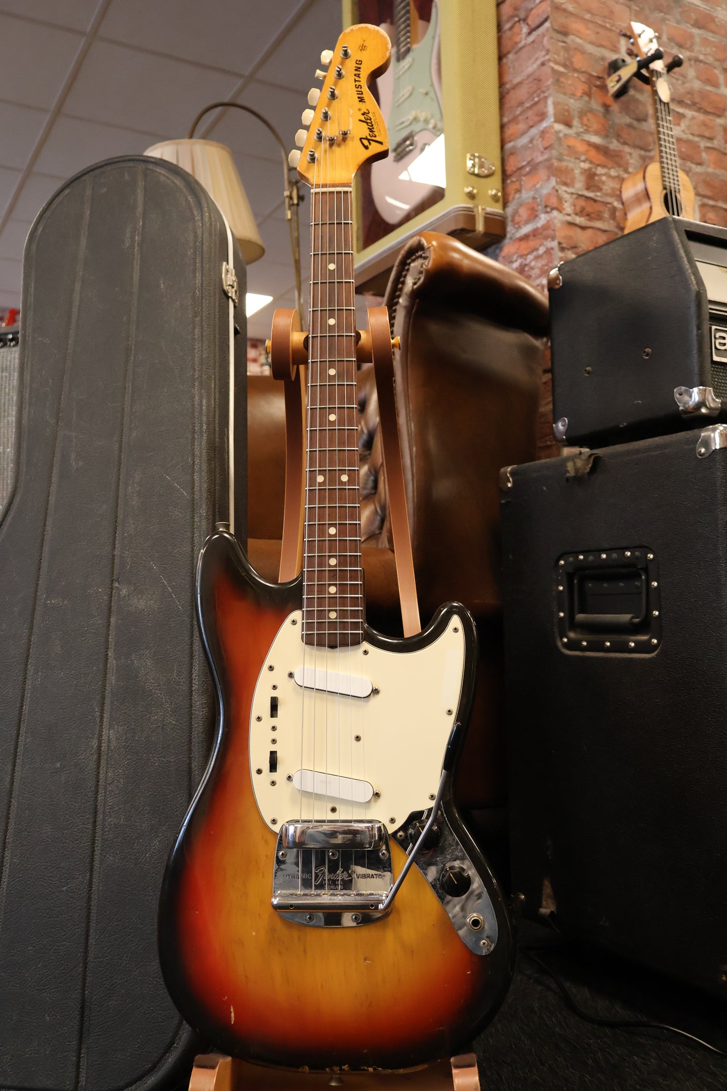 Fender 1974 Mustang Sunburst