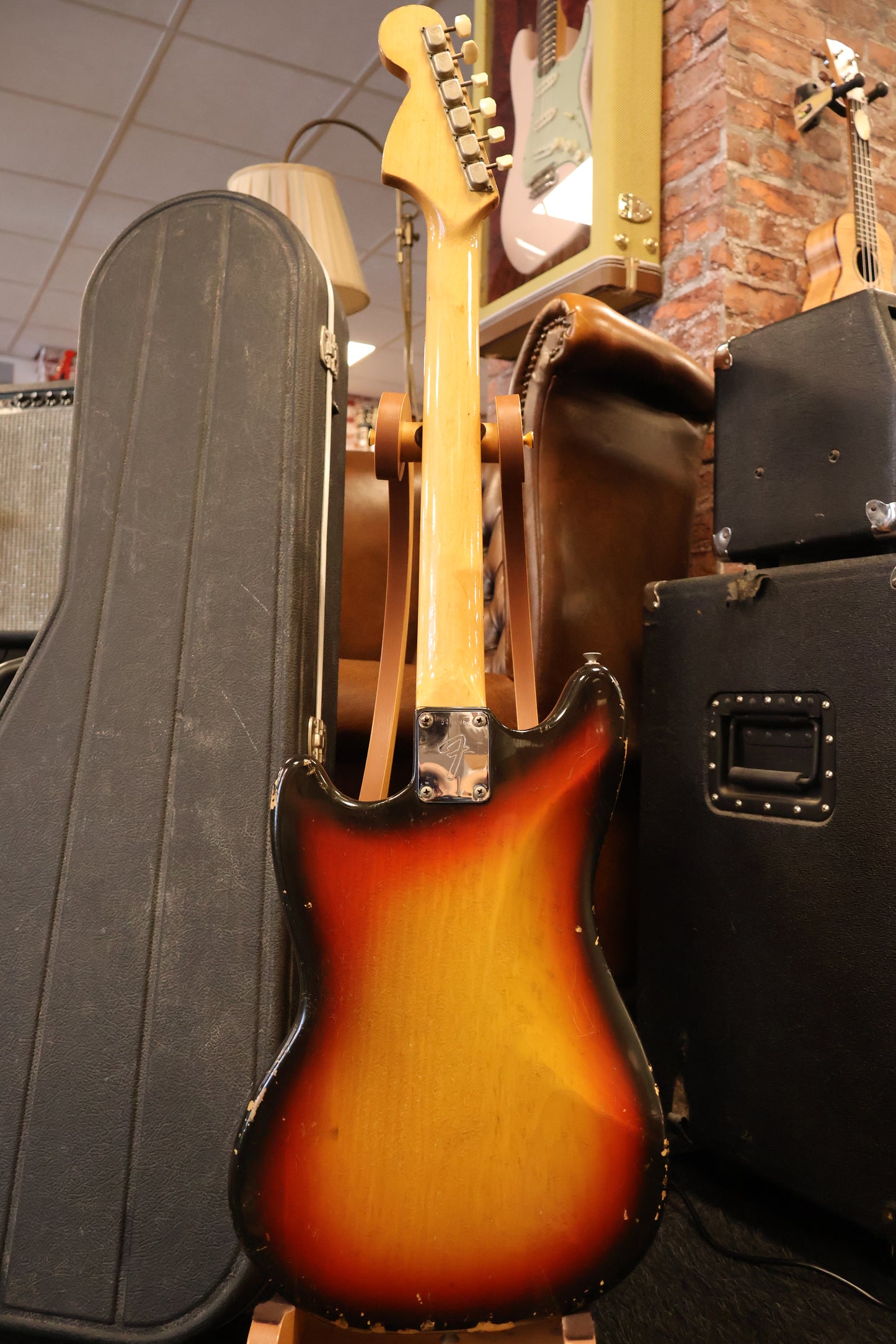 Fender 1974 Mustang Sunburst