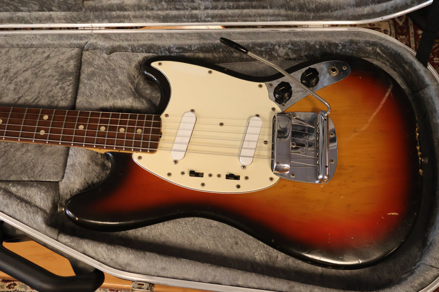 Fender 1974 Mustang Sunburst