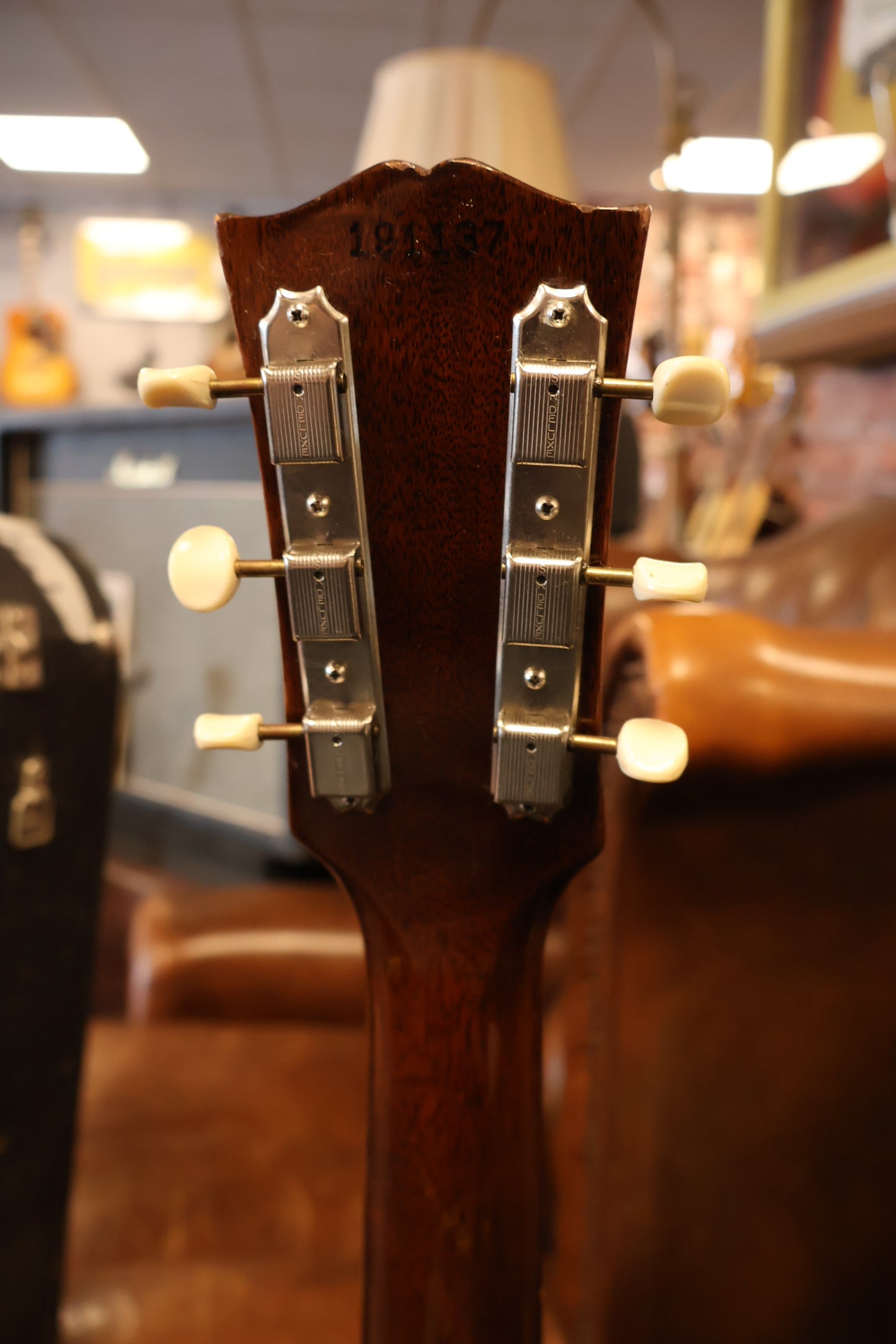 Gibson 1964 LG-1 Sunburst