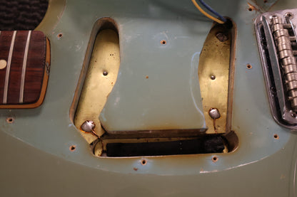 Fender 1966 Mustang Daphne Blue OHSC