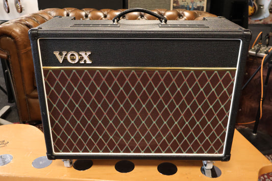 Vox AC15 CC1 Guitar Combo (Used)