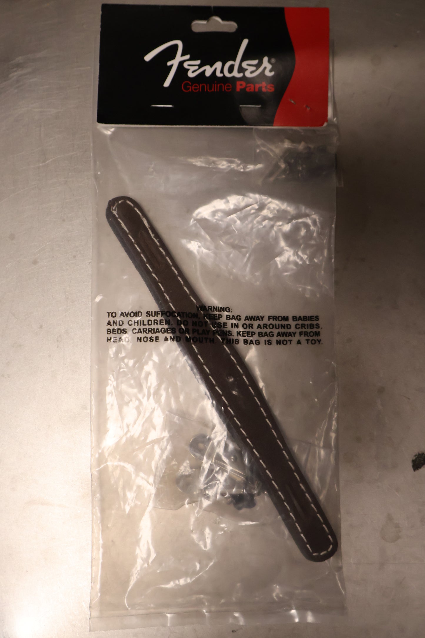 Fender Pure Vintage Stitched Leather Amplifier Handle, Brown, 2-Screw Mount