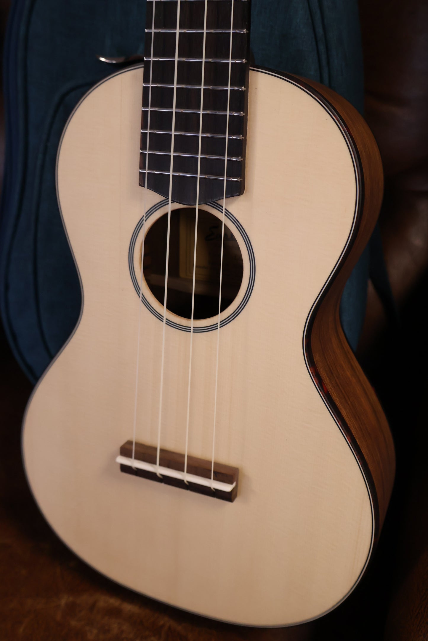 Eastman EU2-C Ukulele Concert