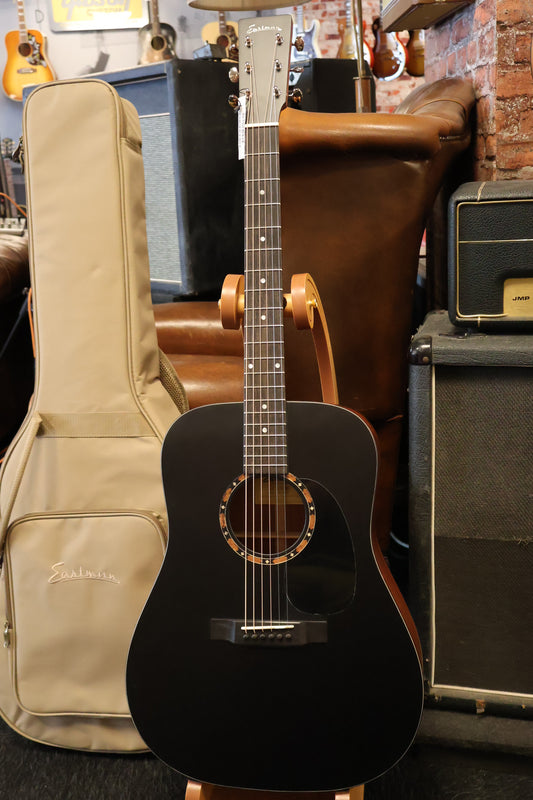 Eastman E2D-BK Dreadnought (B-Stock)