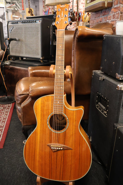 Dean EDAO Grand Auditorium With Pickup (USED)