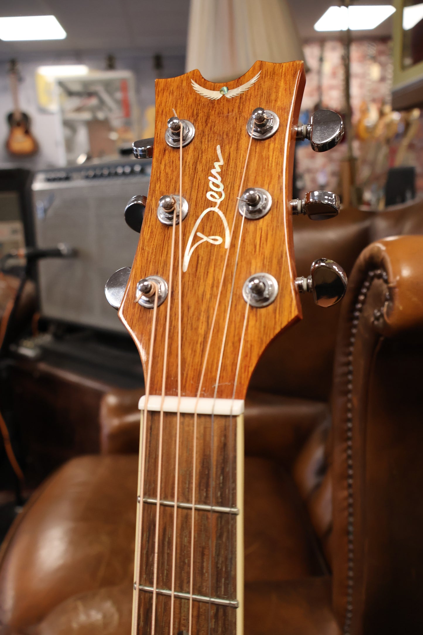 Dean EDAO Grand Auditorium With Pickup (USED)
