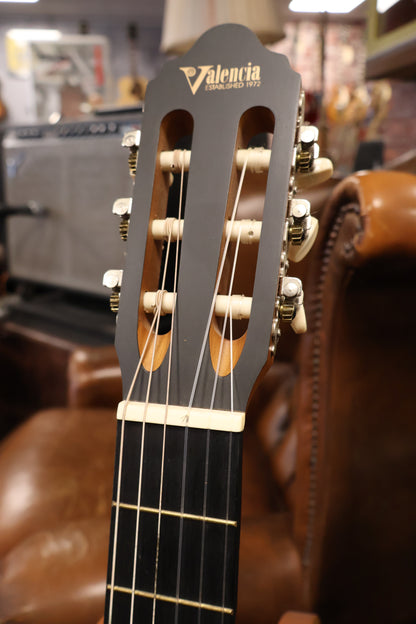 Vallencia VC204 Classical guitar (USED)