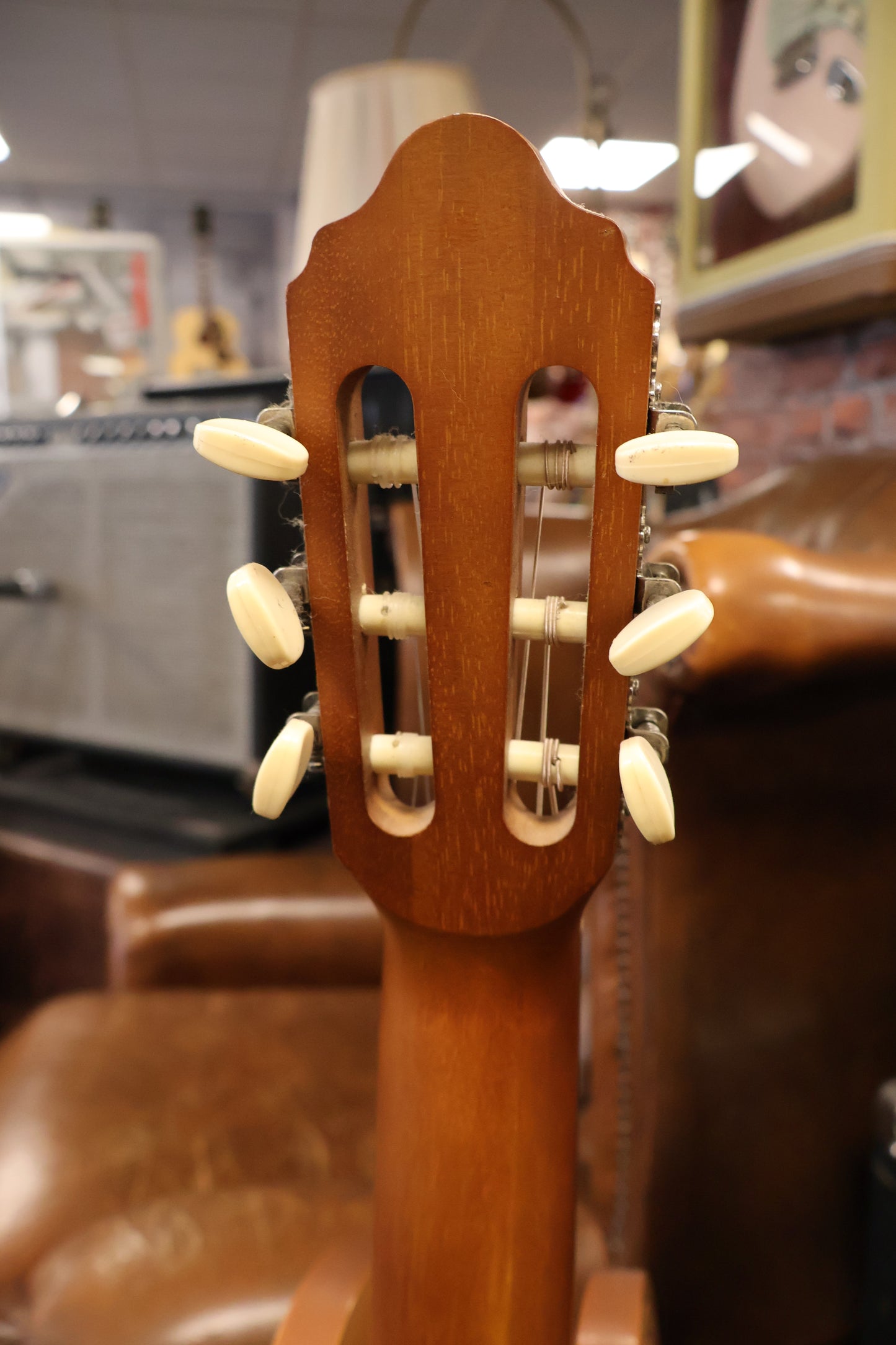 Vallencia VC204 Classical guitar (USED)