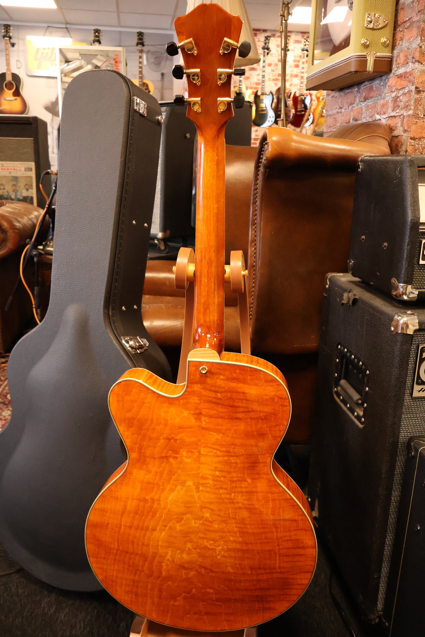 Eastman AR580CE-HB Honey Burst (Used)