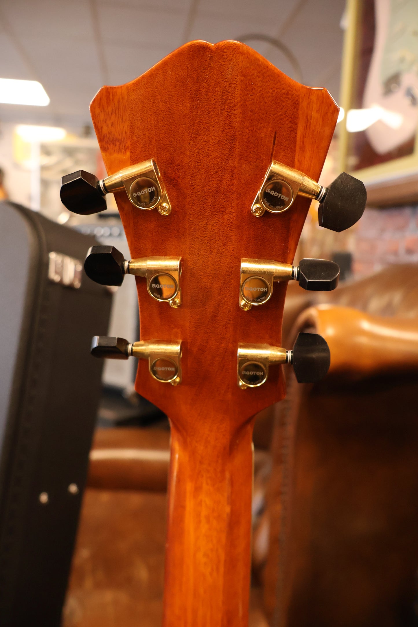 Eastman AR580CE-HB Honey Burst (Used)