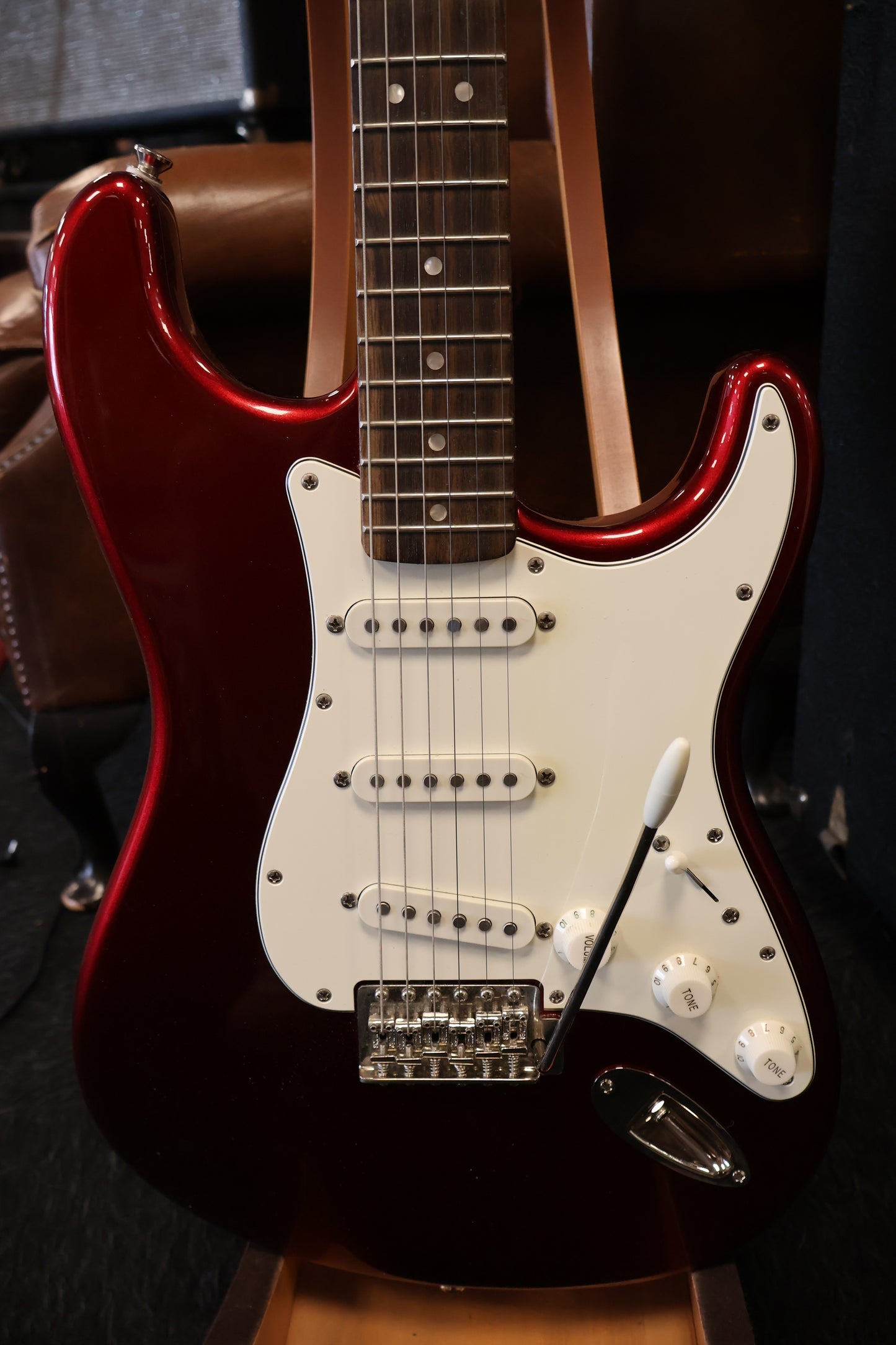 Squier Classic Vibe '60s Stratocaster Candy Apple Red (Used)