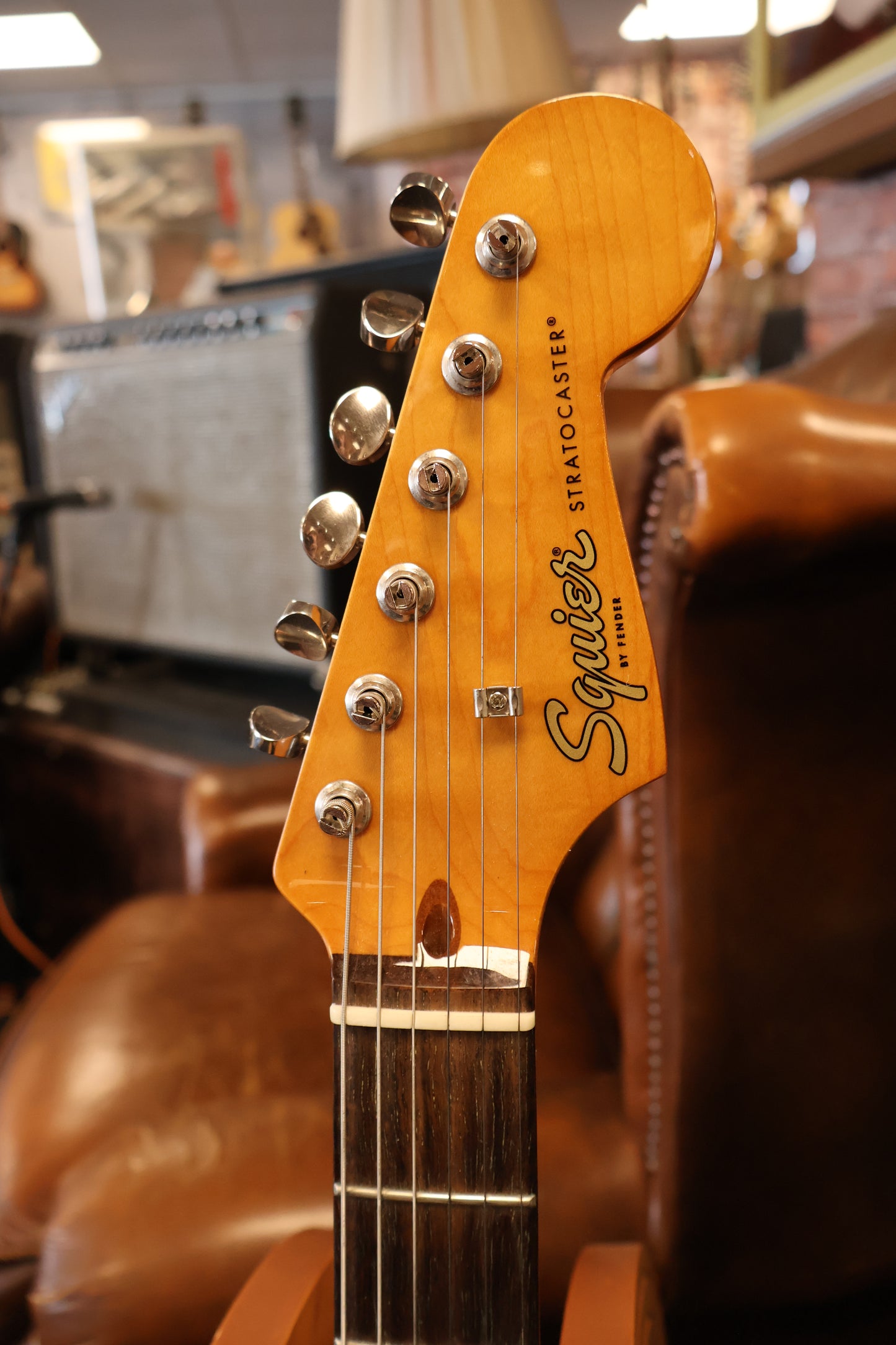 Squier Classic Vibe '60s Stratocaster Candy Apple Red (Used)