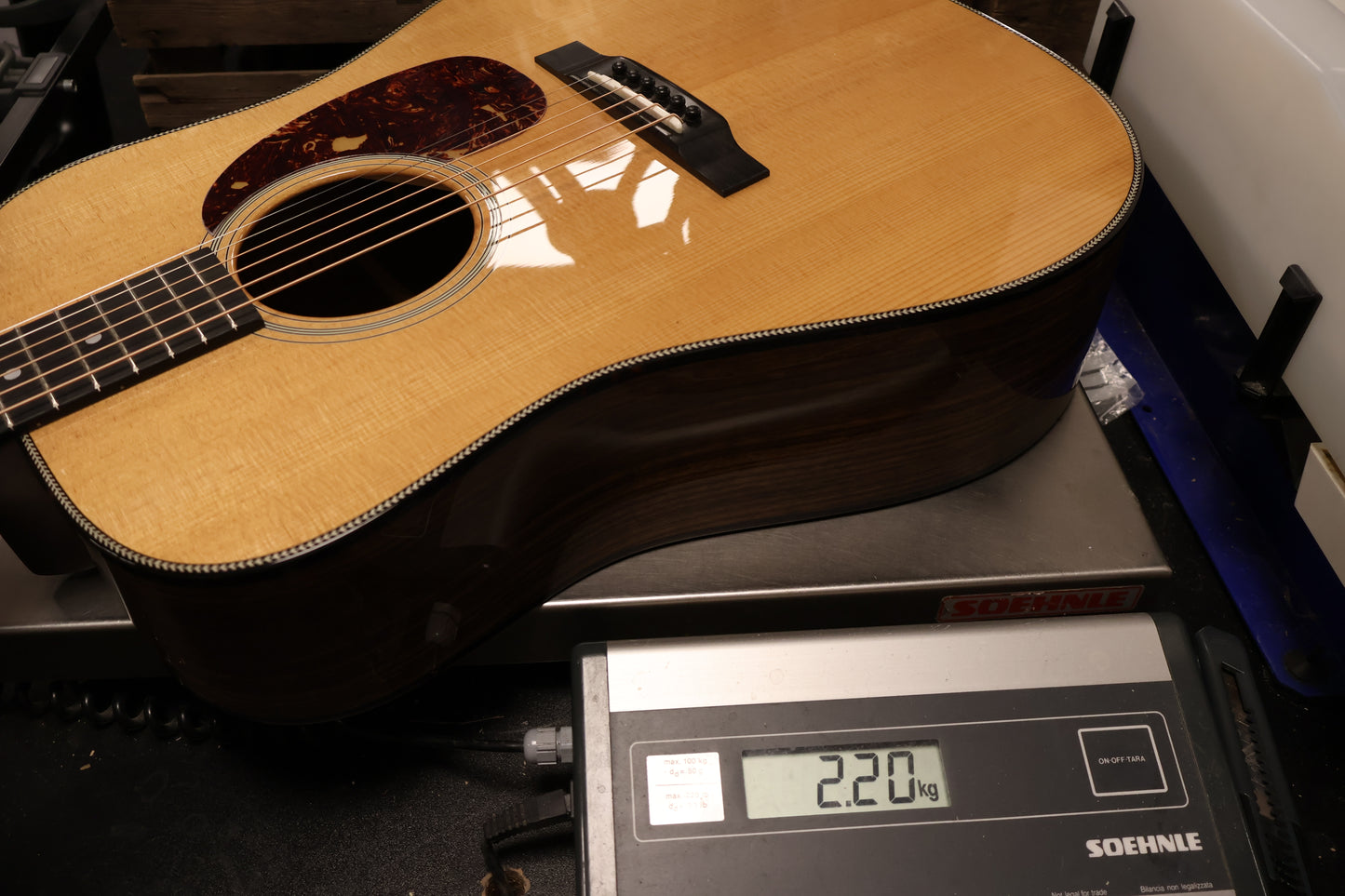Eastman E3D Deluxe Dreadnought with Electronics