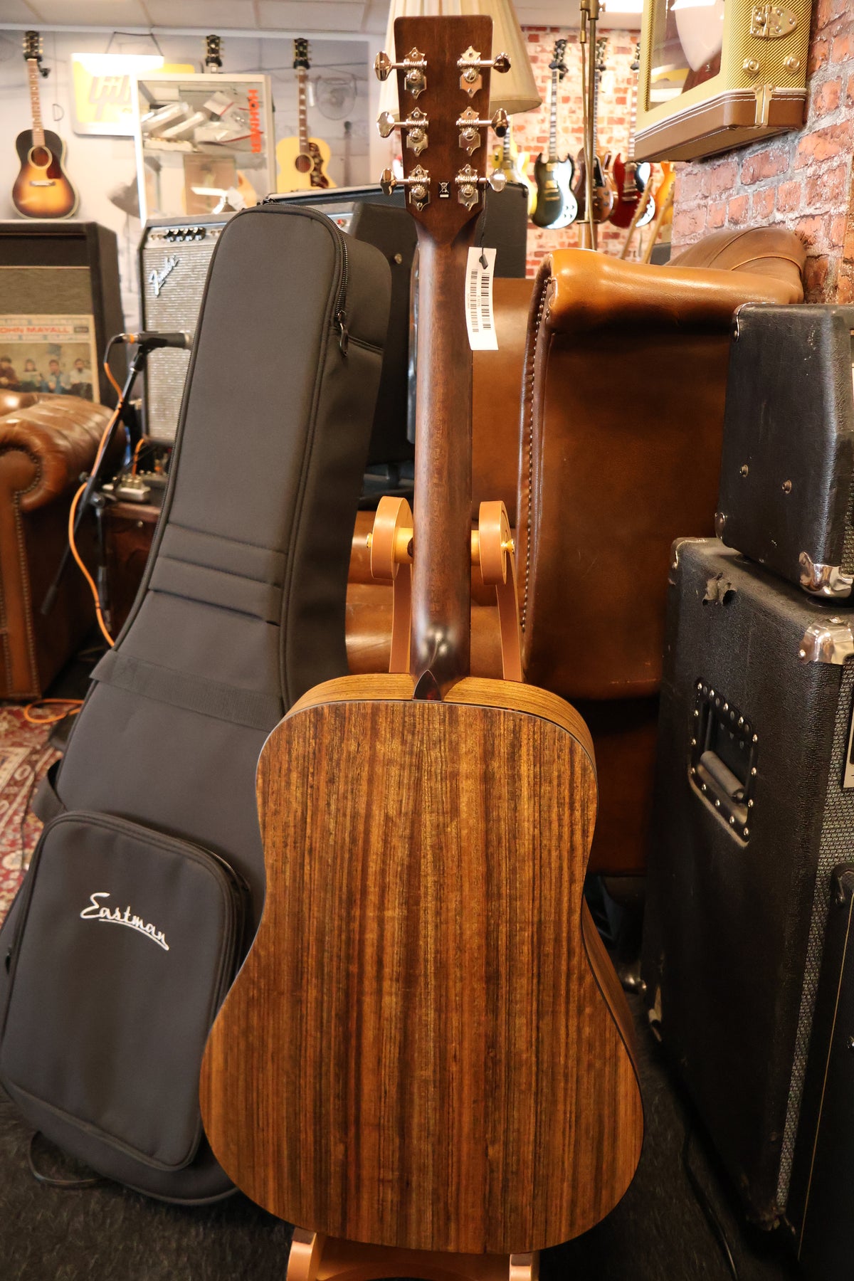 Eastman E3DE Dreadnought with Electronics