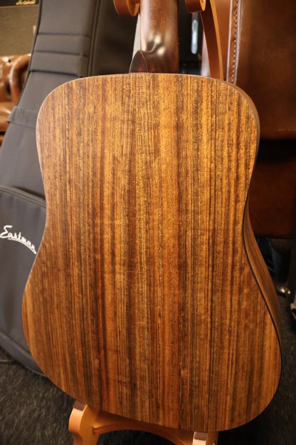 Eastman E3DE Dreadnought with Electronics