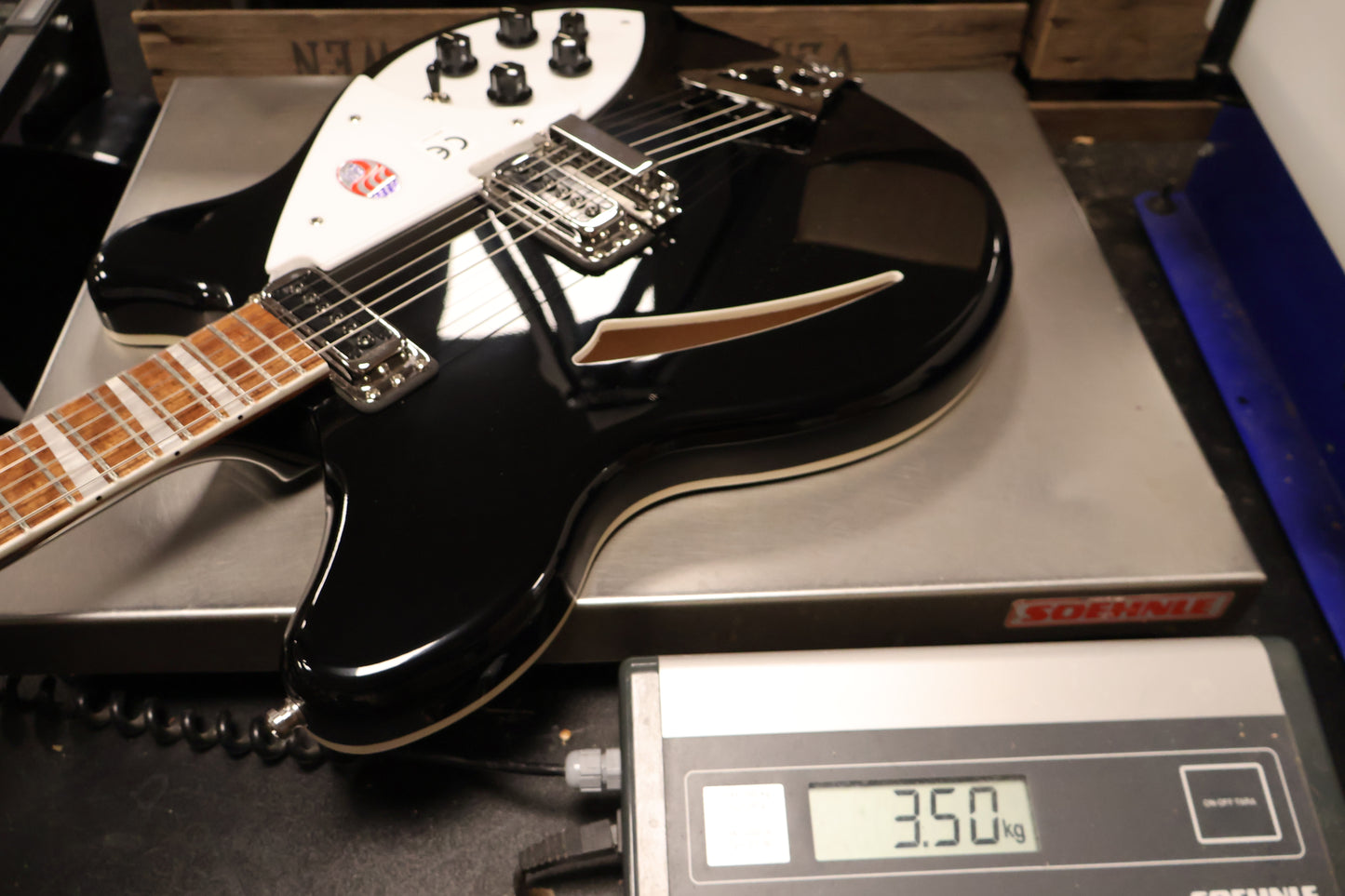 Rickenbacker 360 Jetglo