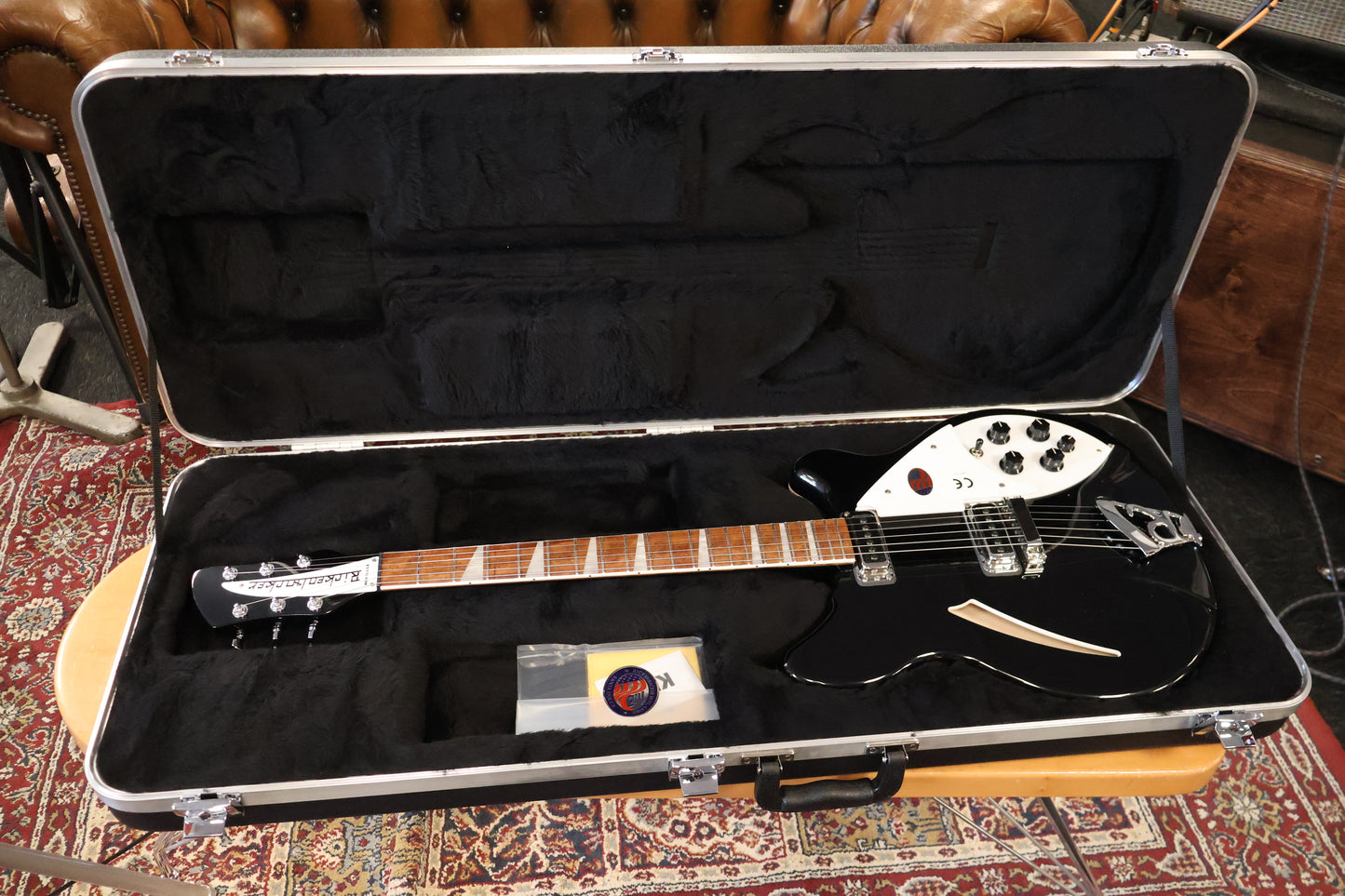 Rickenbacker 360 Jetglo