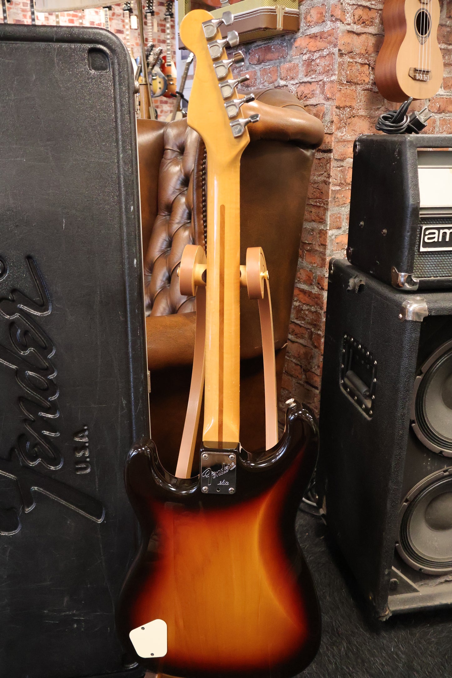 Fender 1983 Stratocaster Elite Sunburst OHSC