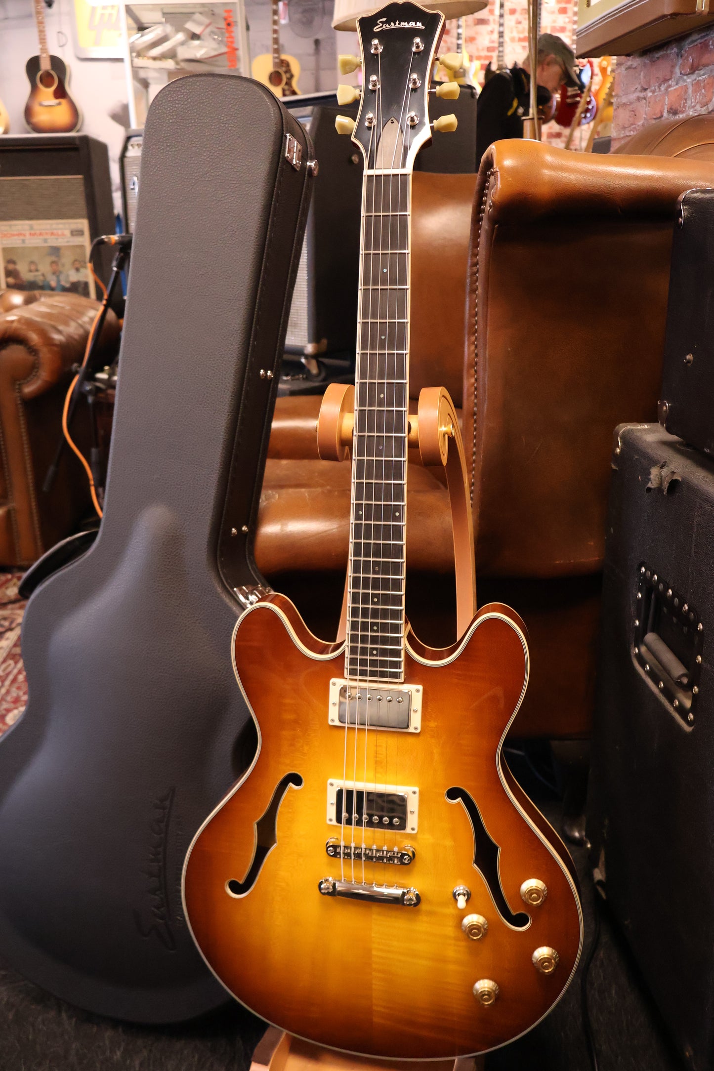 Eastman T186MX Goldburst (B-Stock)