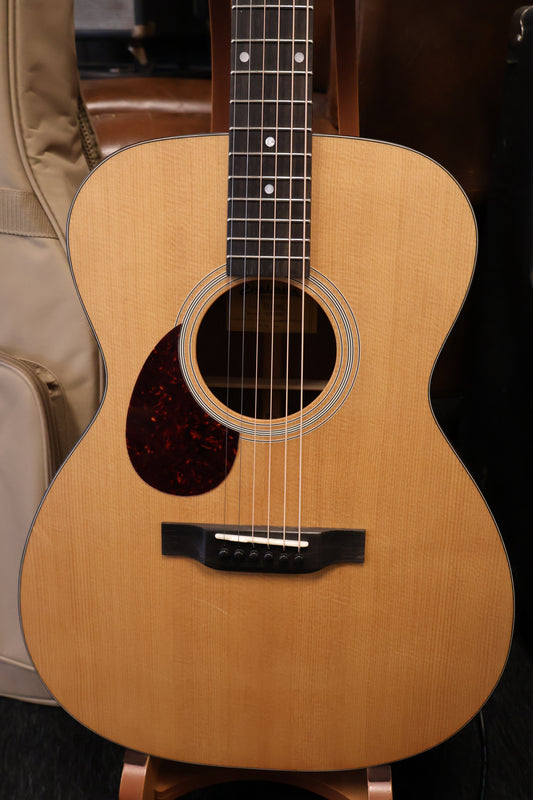 Eastman E1OML Orchestra Lefty (B-Stock)