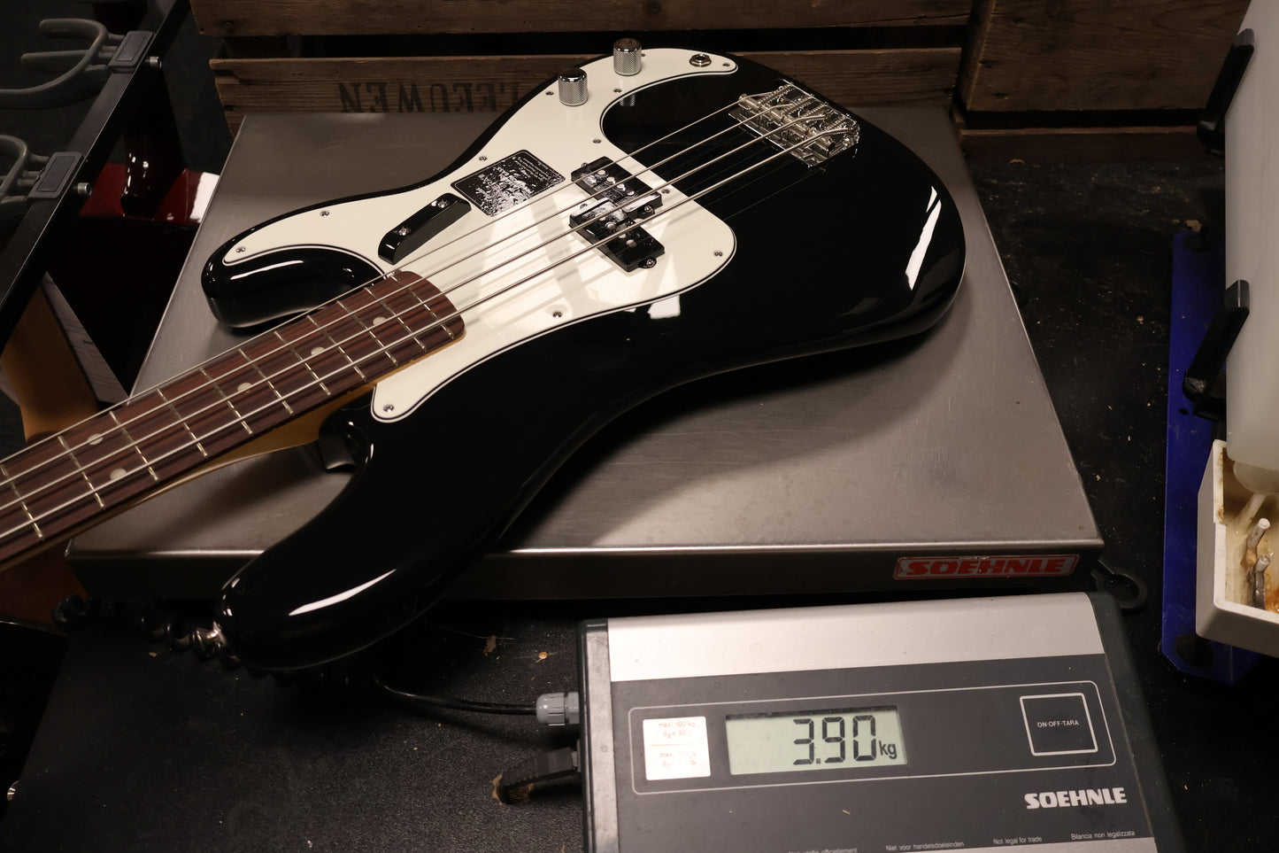 Fender Vintera III Late '60s Precision Bass Black