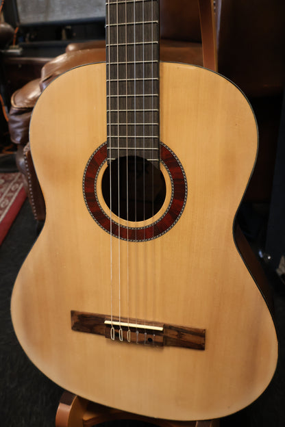 CLX Calista 44 Classic guitar (Used)