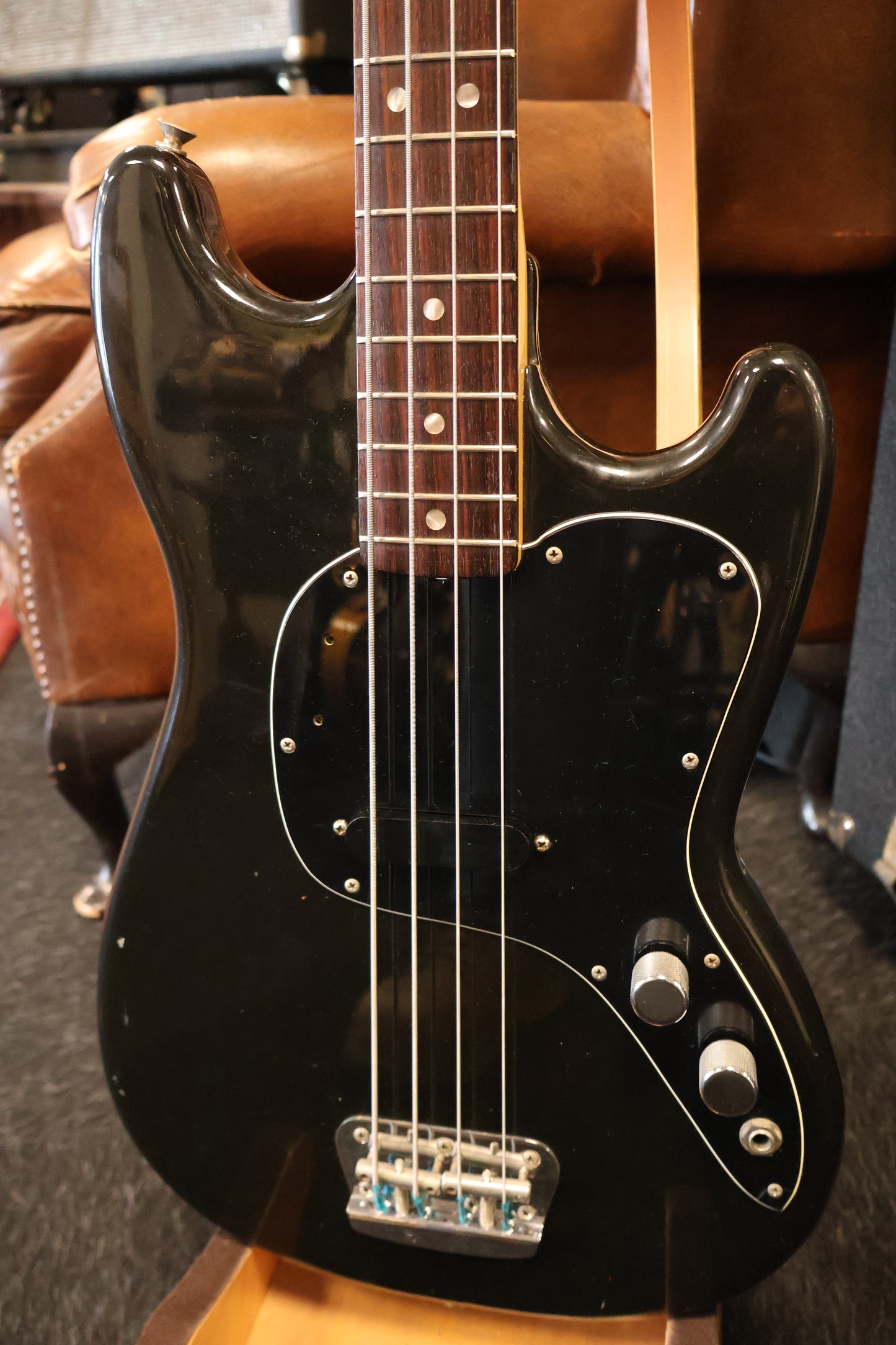 Fender 1980 Musicmaster Bass Short Scale Black