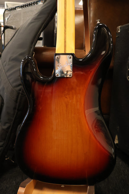 Fender American Professional Classic Precision Bass 3-Color Sunburst (B-Stock)