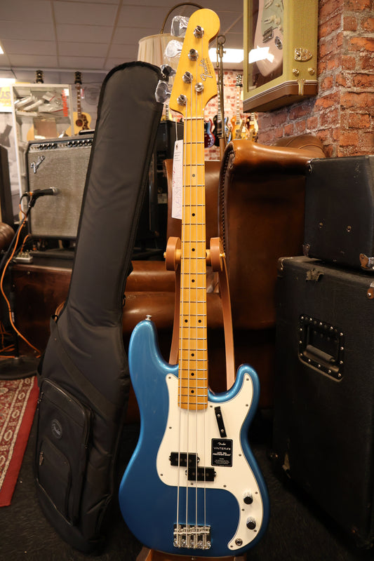 Fender Vintera III Late '60s Precision Bass Lake Placid Blue (B-Stock)