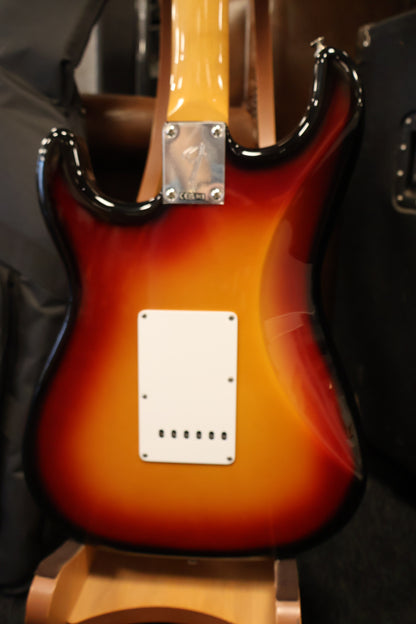 Fender Vintera III Late '60s Stratocaster 3-Color Sunburst (B-Stock)