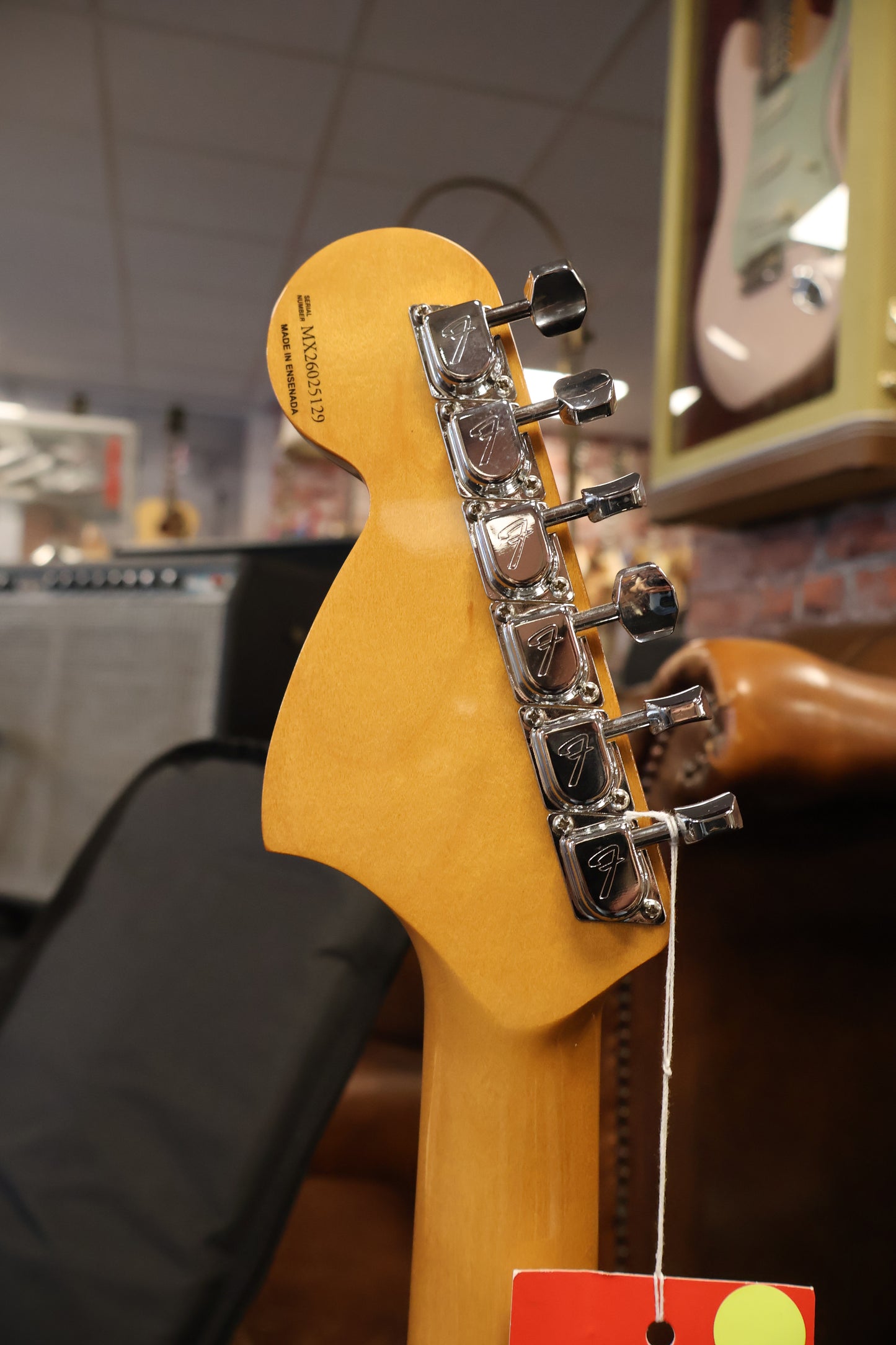Fender Vintera III Late '60s Stratocaster 3-Color Sunburst (B-Stock)