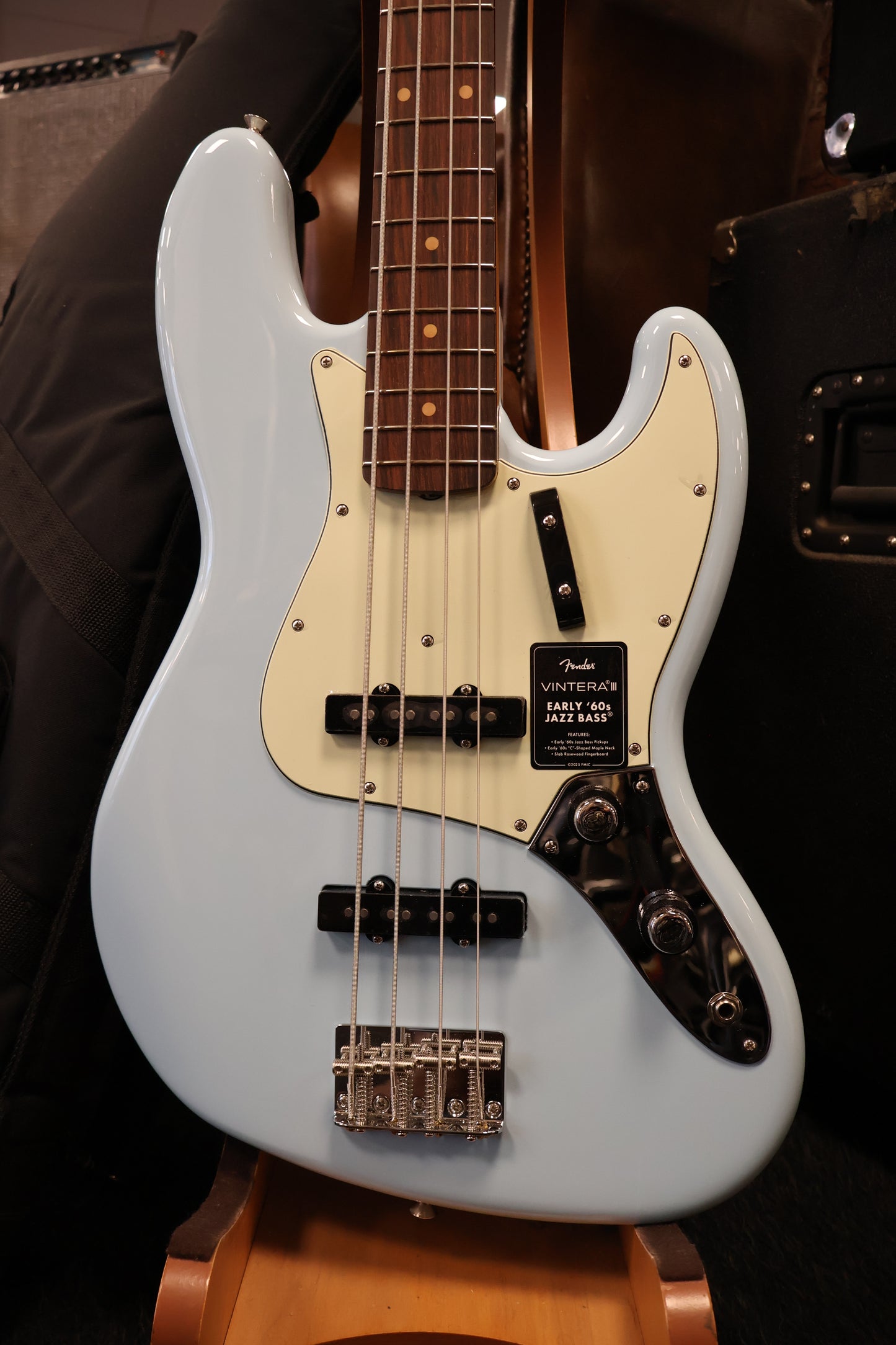 Fender Vintera III Early '60s Jazz Bass Sonic Blue (B-Stock)